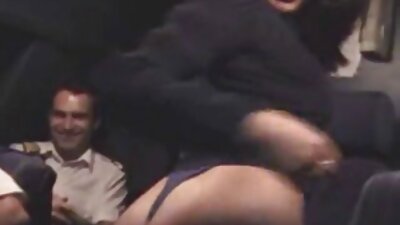 Den heißen Busch eines sexvideos reife frauen mageren Mädchens in klobigen Absätzen bumsen