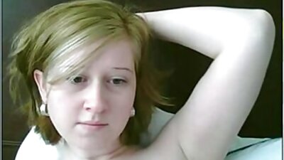Eine Rothaarige mit einem schönen Körper bekommt einen gratis reife frauen pornos alten Schwanz in ihre Muschi